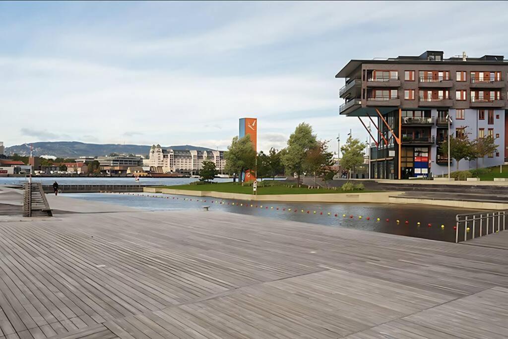 Oceanfront Apartment - Oslo Central - Private Patio Exteriör bild